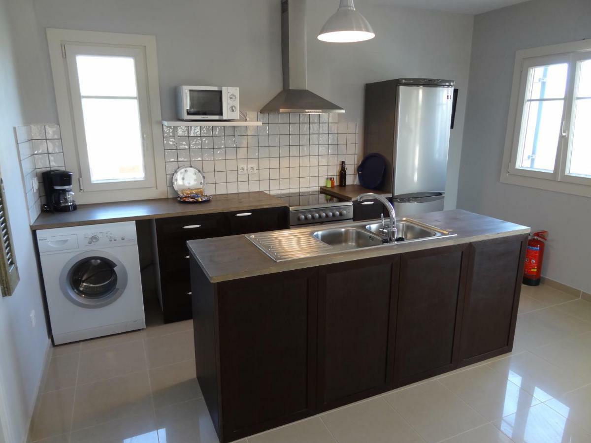 Villa Elaia Suites & Apartments No.2 ไกออส ภายนอก รูปภาพ