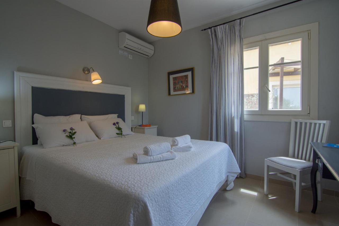 Villa Elaia Suites & Apartments No.2 ไกออส ภายนอก รูปภาพ