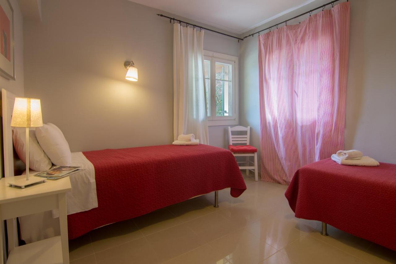 Villa Elaia Suites & Apartments No.2 ไกออส ภายนอก รูปภาพ